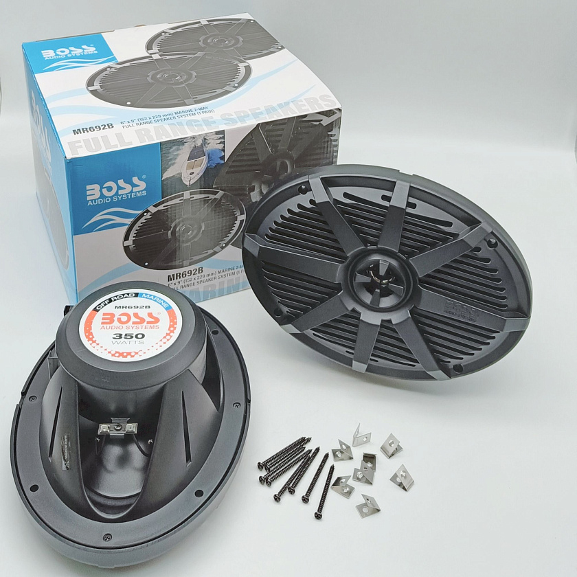 Морская акустика BOSS MR692B 350 Вт, овальные 6''x9'' комплект динамиков 2 шт, колонки для лодки, катера, яхты, мототехники, улицы водонепроницаемые 2-полосные всепогодные цв. черный. Товар уцененный
