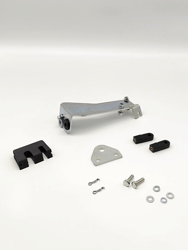 Для лодочного мотора Yamaha 15F / 20F 4-х тактный (карбюратор) установочный комплект подключения перехода с румпеля на ДУ дистанционное управление (переделка в дистанцию), адаптер для троса газ реверс