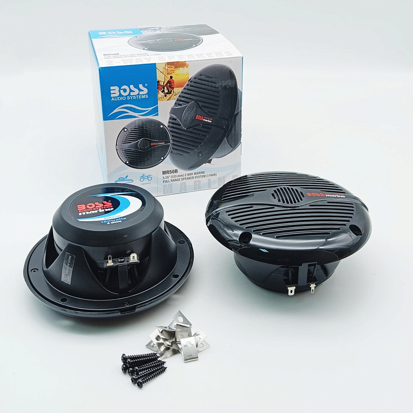 Морская акустика BOSS MR50B 150W, 5.25'', комплект динамиков 2 шт., колонки для лодки, катера, яхты водонепроницаемые 2-полосные, цв. черный