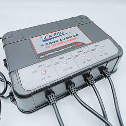 Зарядное устройство SEA-PRO ТЕ4-0274 (4х12В LiFePo4) морского исполнения для тяговых / сервисных аккумуляторов LiFePo4, 4 выхода по 12 вольт для лиферных / литиевых батарей (АКБ)   