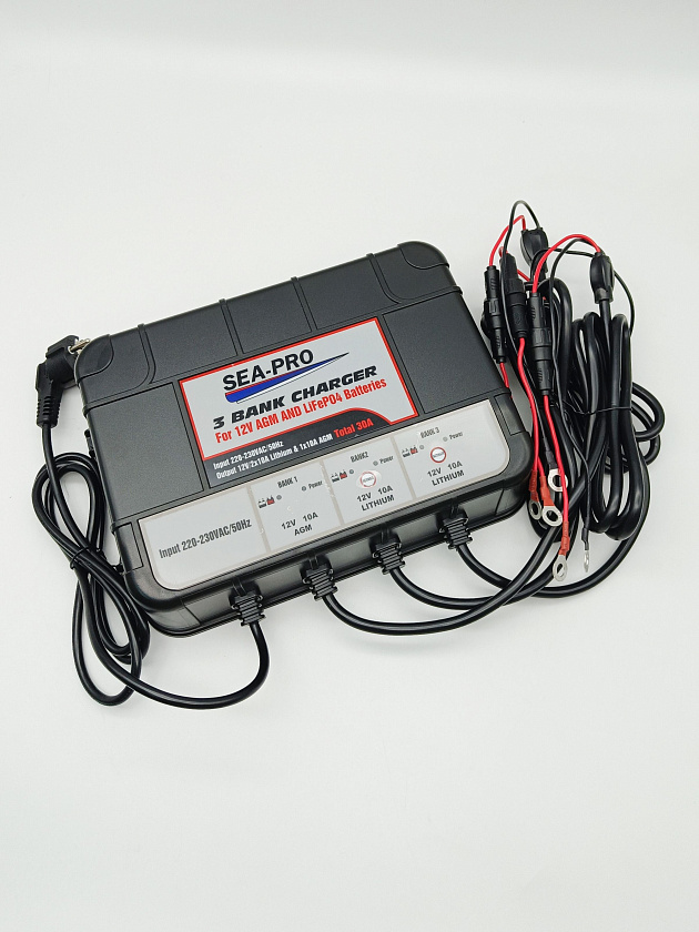 Зарядное устройство SEA-PRO ТЕ4-0286 (1х12В AGM, 2х12В LiFePo4) 2 выхода LiFePo4 по 12 вольт для тяговых / сервисных аккумуляторов, 1 выход AGM 12V для свинцово-кислотных батарей (АКБ) ток 3х10A